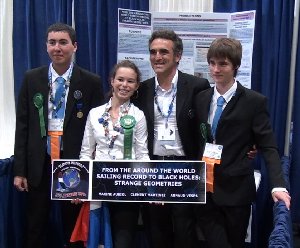 Jouer pour apprendre : Des collégiens de Miramas remportent un prix au concours international Intel ISEF