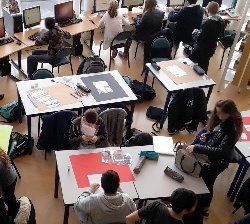 Les professeurs documentalistes , oubliés de la réforme du collège ?