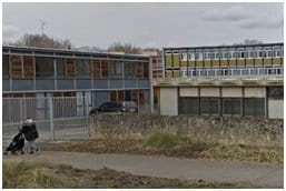 Covid : Premières écoles fermées en métropole