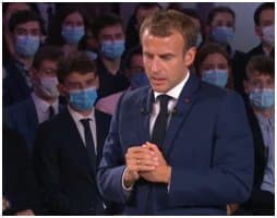 Macron : « On a sous-investi en éducation »